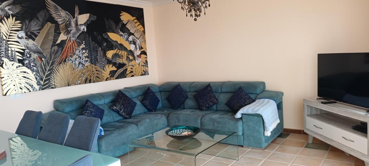 Beautiful, Spacious Villa, Heated Pool, Sleeps Eight, With Quality Furnishings Caleta De Fuste Exteriör bild
